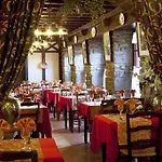 La Vieille Hotel 2*