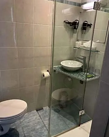 La Vieille Hotel 2*